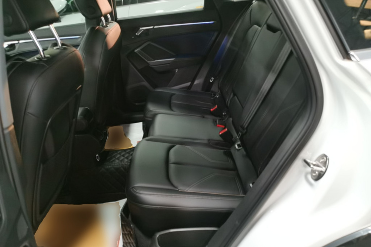 奥迪Q3 2024款 35 TFSI 时尚致雅型中控内饰21