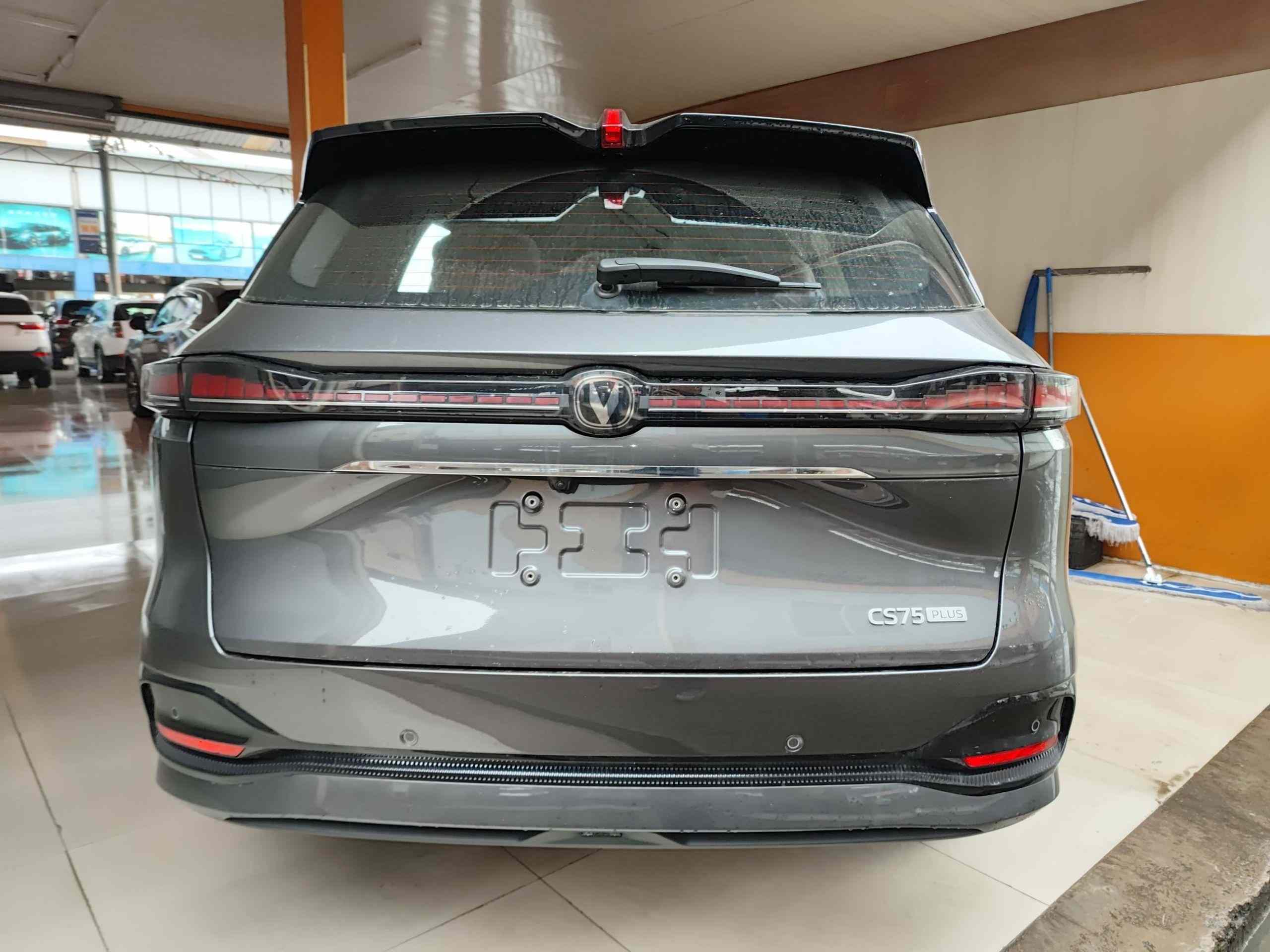 长安CS75 PLUS 2025款 第四代 1.5T 新蓝鲸 智慧尊享型(3)