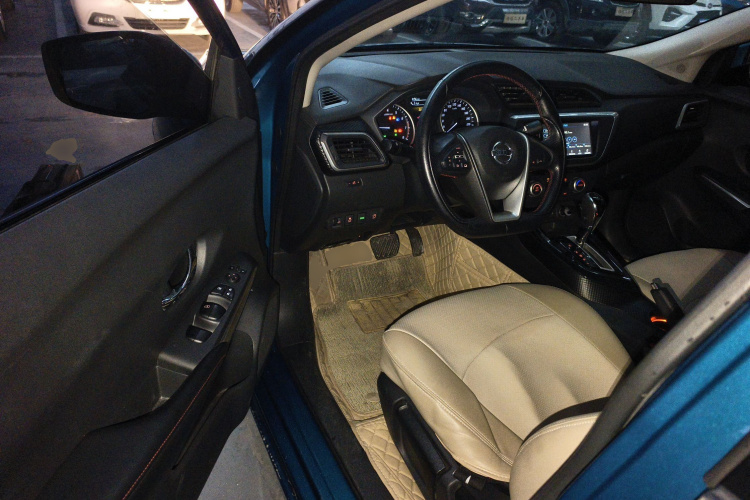 日产 蓝鸟 2016款 1.6L CVT高能版中控内饰7003
