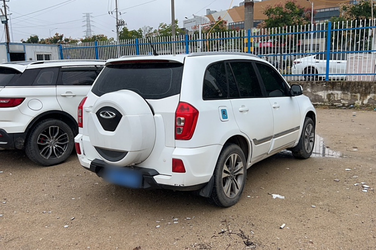 奇瑞 瑞虎3 2015款 1.6L CVT智尚纪念版车身外观6004