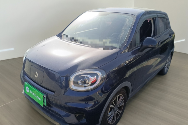 零跑汽车 零跑T03 2021款 400轻享版 三元锂车身外观1