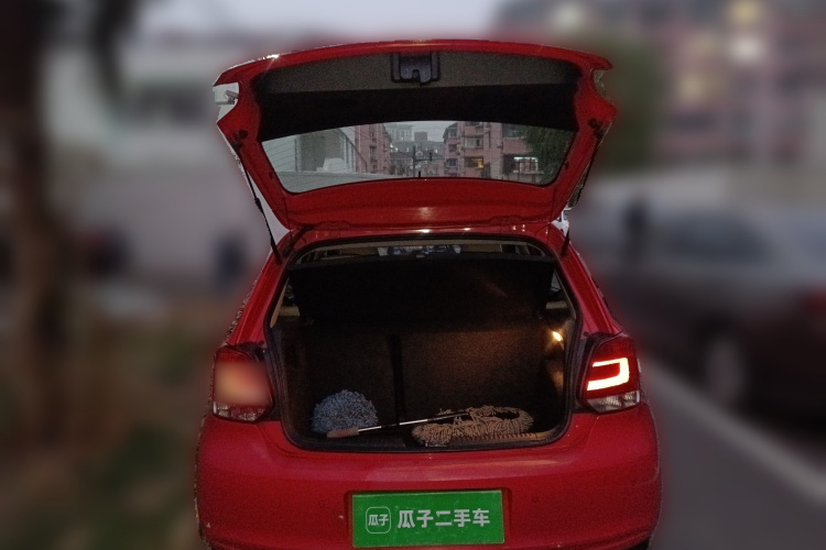 大众 Polo 2011款 1.4L 手动致尚版中控内饰23