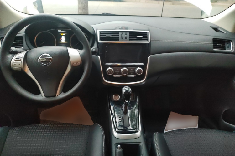 日产 骐达TIIDA 2019款 1.6L CVT智行版 国VI中控内饰12