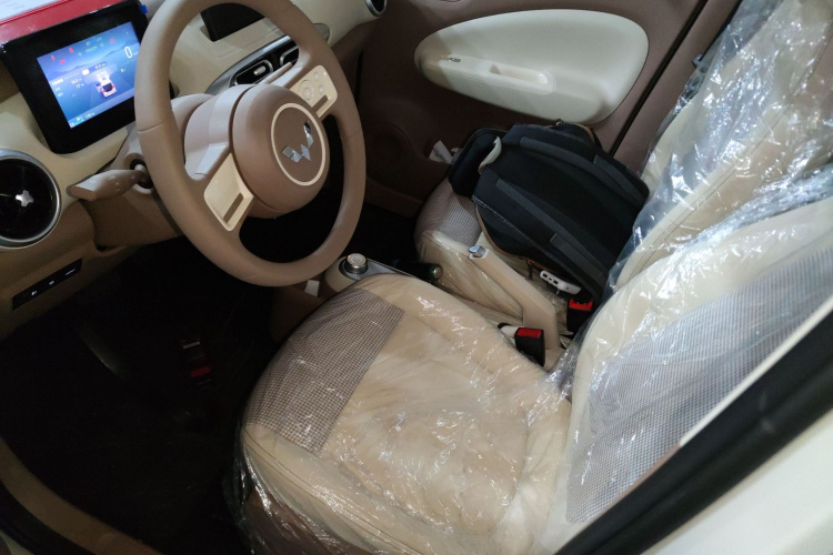 五菱汽车 宏光MINIEV 2025款 四门版 进阶款中控内饰19