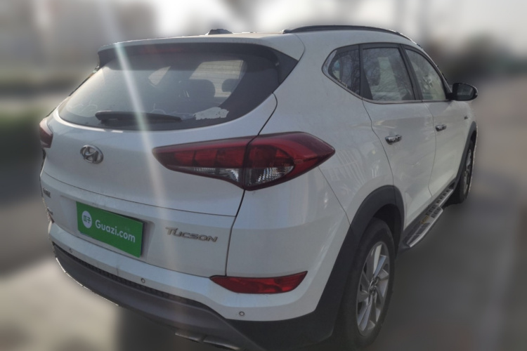 现代 途胜 2018款 1.6T 双离合两驱15周年特别版车身外观6005