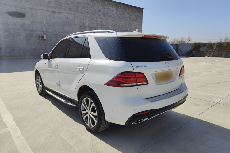 奔驰GLE 2016款 GLE 320 4MATIC 动感型车身外观6006