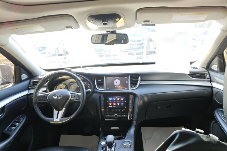 英菲尼迪QX50 2018款 2.0T 两驱时尚版中控内饰12