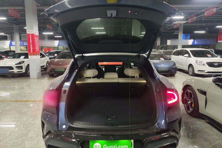 小米汽车 小米YU7 2025款 超长续航高性能四驱Max版局部细节23