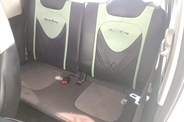 五菱汽车 宏光MINIEV 2022款 轻松款 磷酸铁锂中控内饰7004