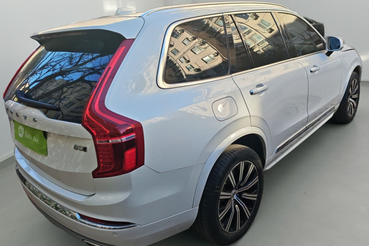 沃尔沃XC90 2021款 B5 智行豪华版 7座车身外观7