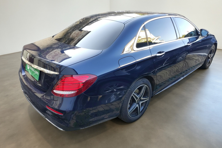 奔驰E级 2020款 改款 E 300 L 运动殊享版车身外观7