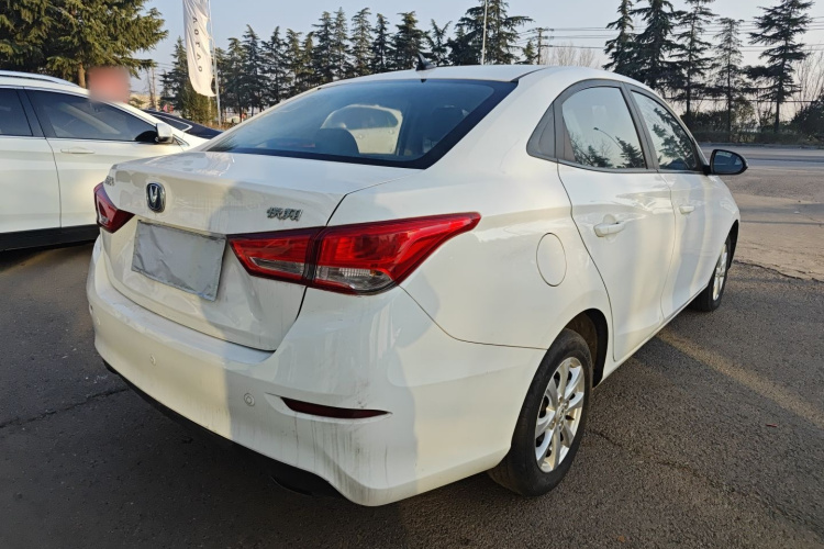 长安 悦翔 2019款 1.5L DCT 联动云版车身外观7