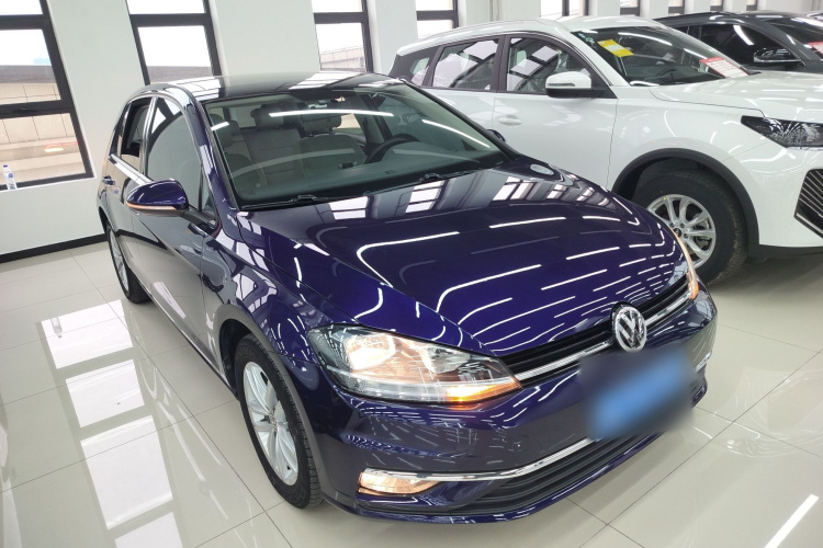 大众 高尔夫 2018款 180TSI 自动舒适型车身外观3