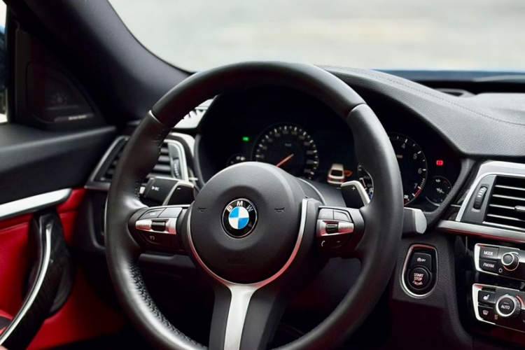 宝马3系GT 2018款 330i xDrive M运动型车身外观6008