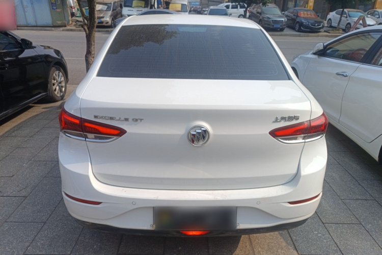 别克 英朗 2021款 改款 典范 1.5L 自动精英型车身外观6