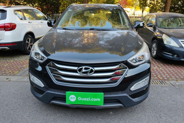 现代 胜达 2015款 2.4L 自动两驱智能型 5座车身外观2