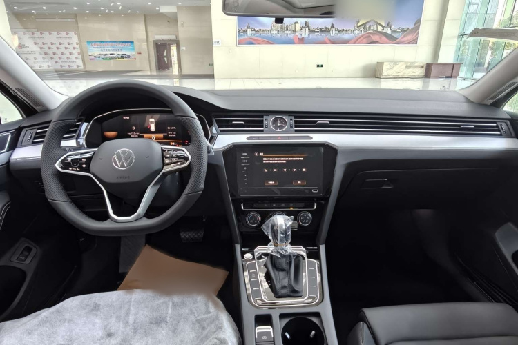 大众 迈腾 2025款 众享款 280TSI DSG舒适型中控内饰7001
