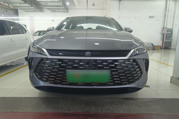 比亚迪 秦PLUS 2025款 DM-i 智驾版 55KM领先型车身外观6001