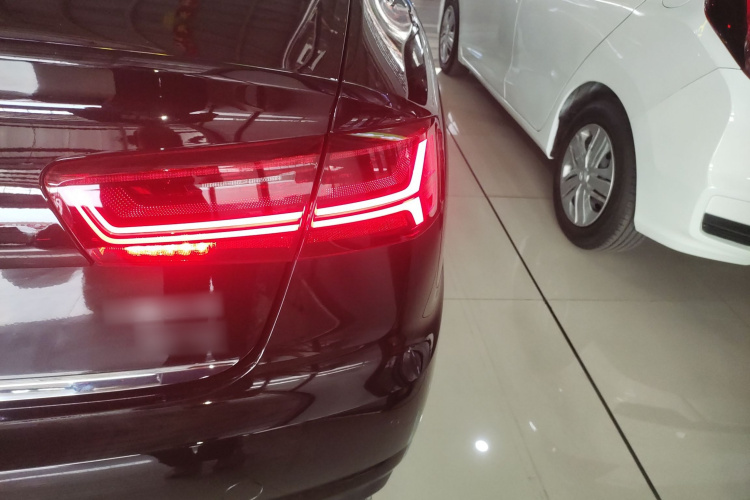 奥迪A6L 2018款 30周年年型 TFSI 进取型车身外观6006