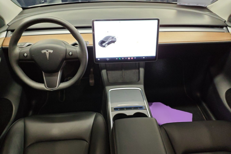特斯拉 Model Y 2021款 标准续航后驱版中控内饰7002