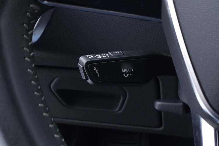 奥迪A6L 2019款 40 TFSI 豪华动感型中控内饰7004