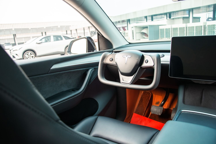 特斯拉 Model Y 2022款 改款 后轮驱动版中控内饰7010