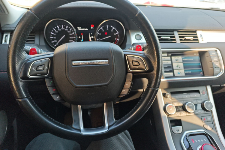 路虎 揽胜极光(进口) 2015款 2.0T NW8 Brit限量版中控内饰12