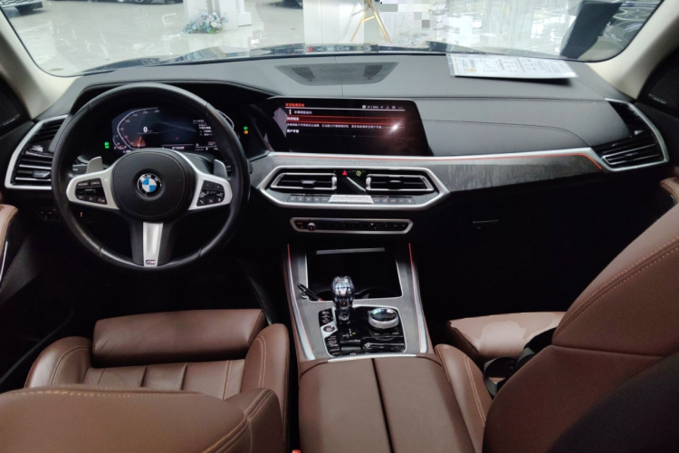 宝马X5(进口) 2021款 xDrive40i M运动套装中控内饰12
