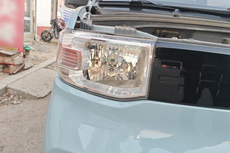 五菱汽车 宏光MINIEV 2022款 轻松款 磷酸铁锂车身外观8