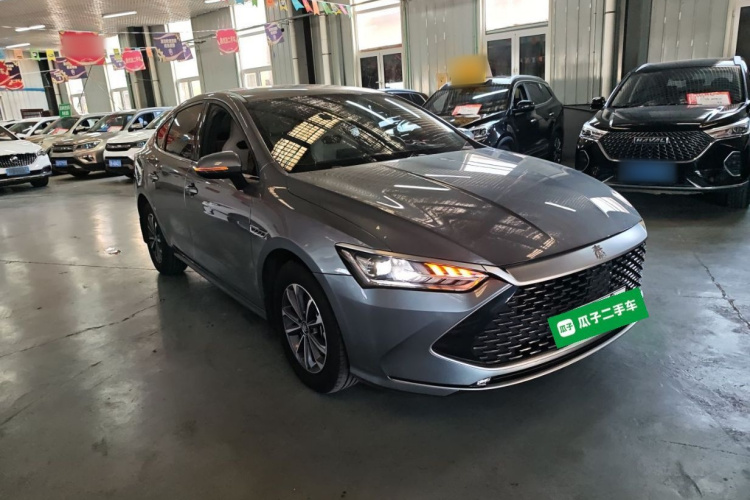 比亚迪 秦PLUS 2024款 荣耀版 DM-i 55KM领先型车身外观6002