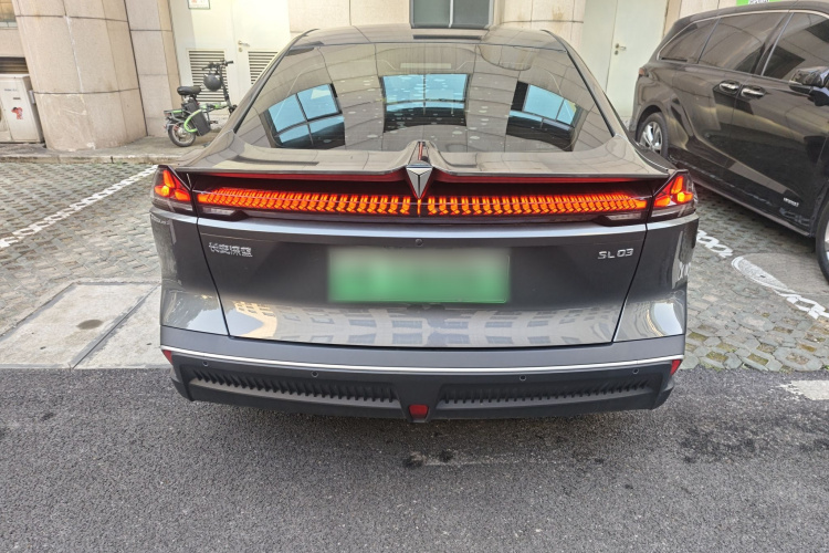 深蓝汽车 深蓝SL03 2024款 530商务版车身外观6