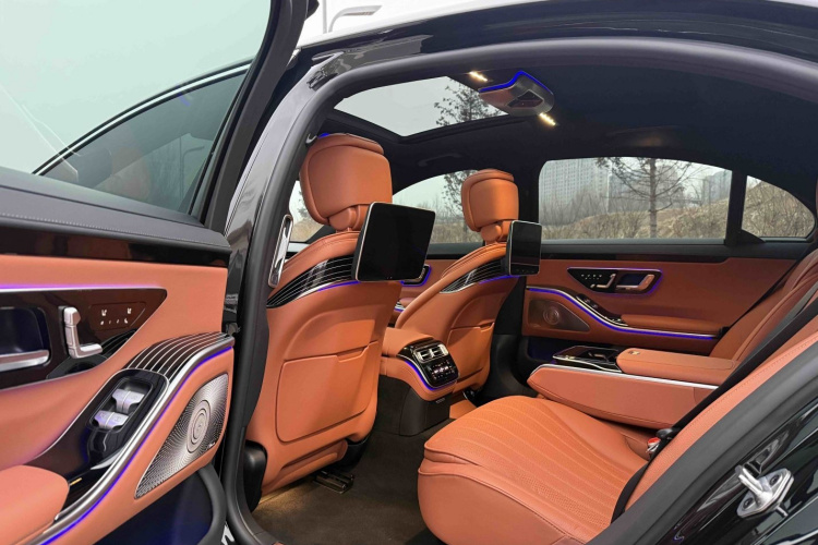 奔驰S级 2023款 S 450 L 4MATIC中控内饰7008