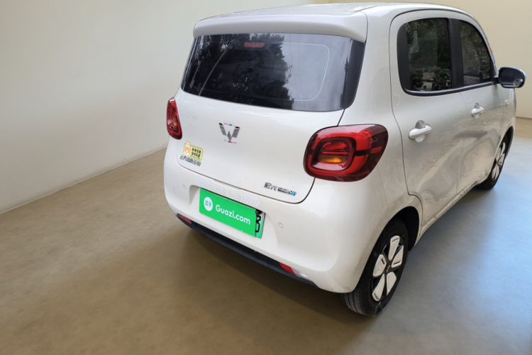 五菱汽车 宏光MINIEV 2025款 四门版 进阶款车身外观7