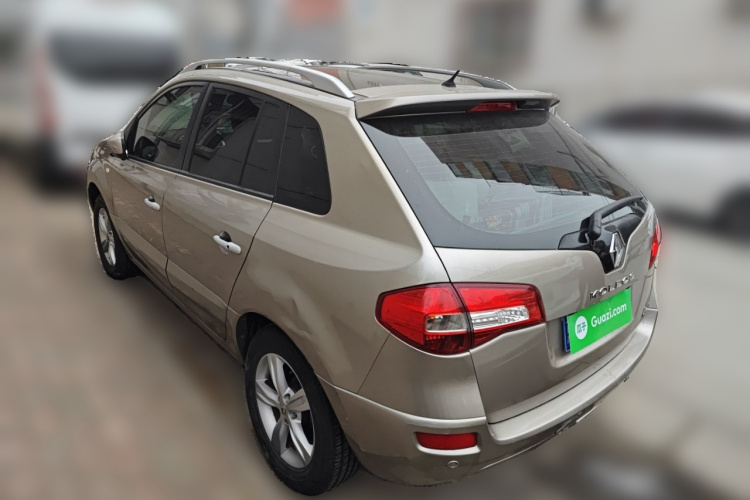 雷诺 科雷傲(进口) 2010款 2.5L 四驱舒适型车身外观5