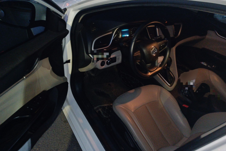 别克 英朗 2016款 15N 自动精英型中控内饰20