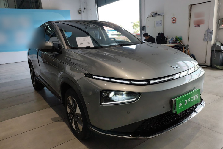 小鹏G3 2021款 G3i 520N车身外观3