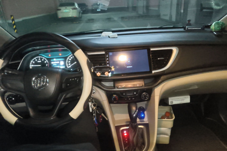 别克 英朗 2015款 15N 自动精英型中控内饰12