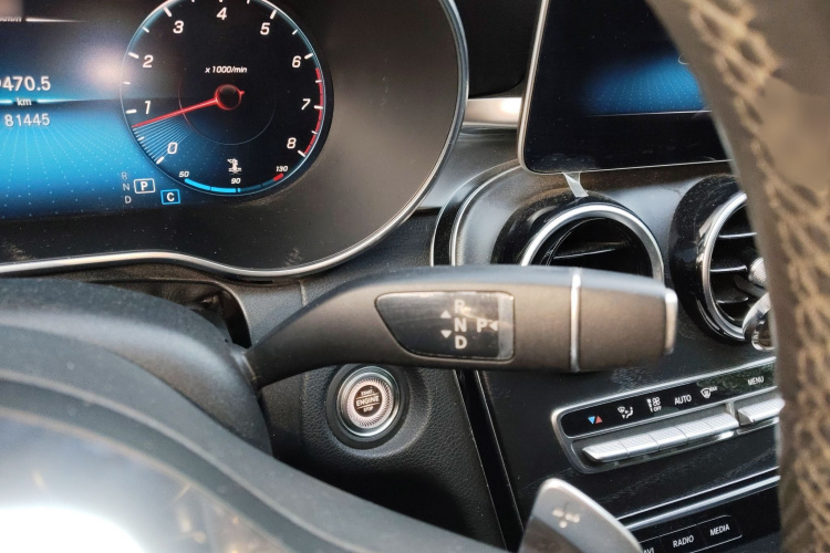 奔驰C级 2020款 C 200 L 时尚型运动版局部细节18