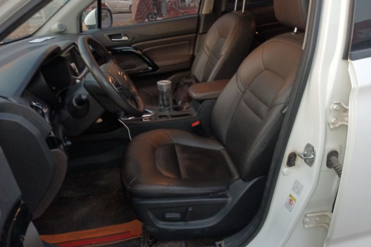 广汽传祺 传祺GS4 2017款 235T 自动两驱豪华智联版中控内饰19