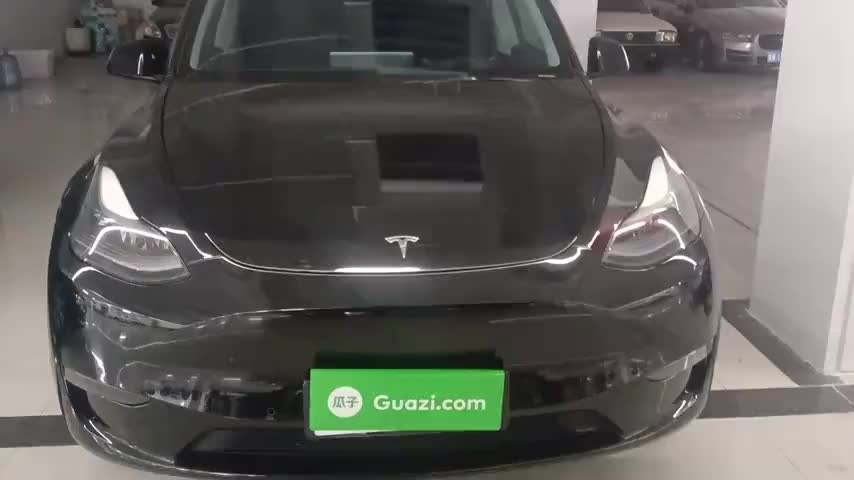 特斯拉 Model Y 2021款 标准续航后驱版实拍1