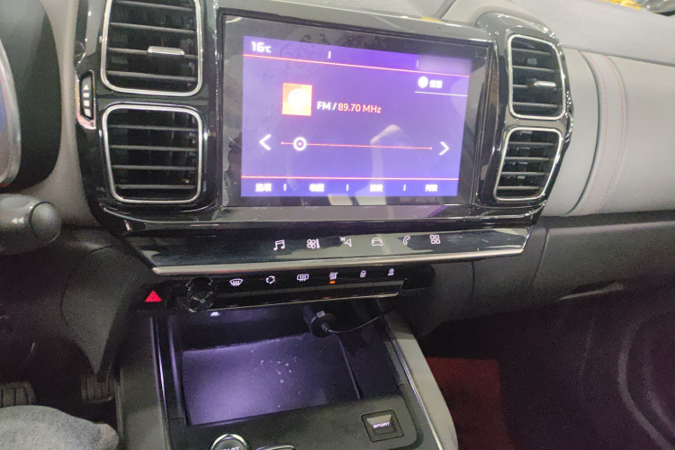 雪铁龙 天逸 C5 AIRCROSS 2019款 350THP 乐享型 国V局部细节16