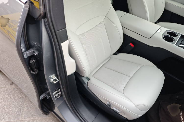 小鹏G6 2023款 700 四驱性能 Max局部细节41