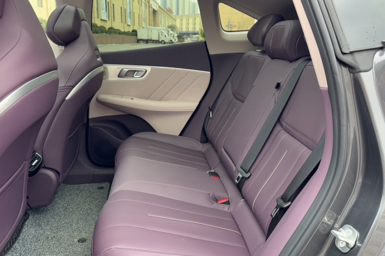 深蓝汽车 深蓝S07 2026款 300Ultra 华为乾崑ADS SE版中控内饰7002