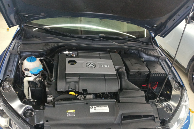 大众 尚酷 2015款  R 2.0TSI机舱底盘24