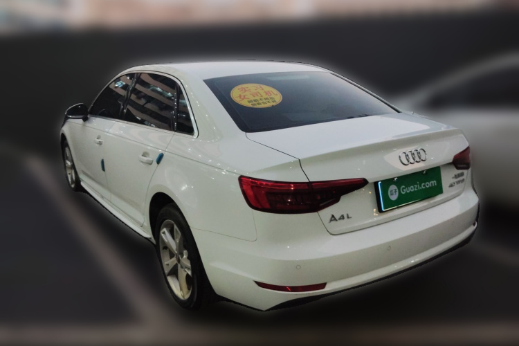 奥迪A4L 2017款 40 TFSI 时尚型车身外观5