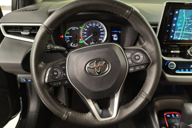 丰田 雷凌 2022款 双擎 1.8H E-CVT运动版中控内饰13