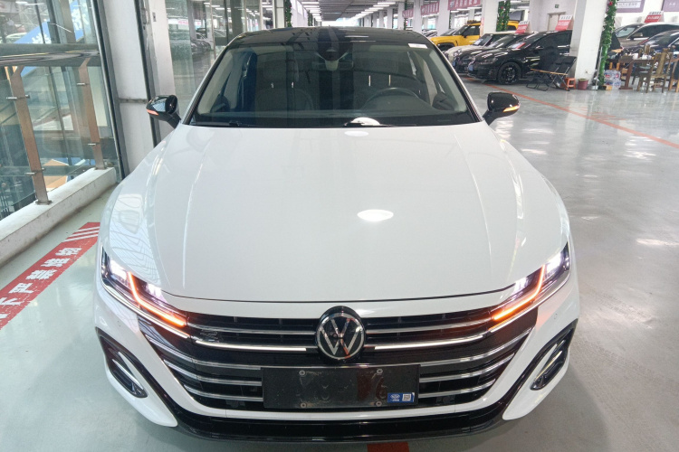 一汽-大众CC 2023款 380TSI 夺目版车身外观2