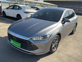 比亚迪 秦PLUS 2024款 荣耀版 DM-i 55KM领先型