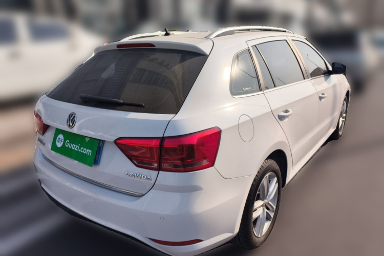 大众 朗行 2015款 1.6L 自动舒适版车身外观7