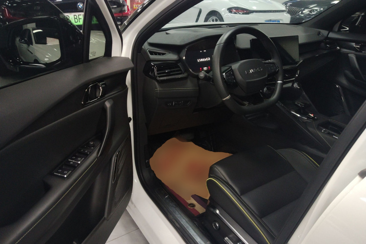 领克06 2023款 Remix 1.5T 劲Halo中控内饰7003